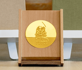 Plaque honorifique du prix Holberg.